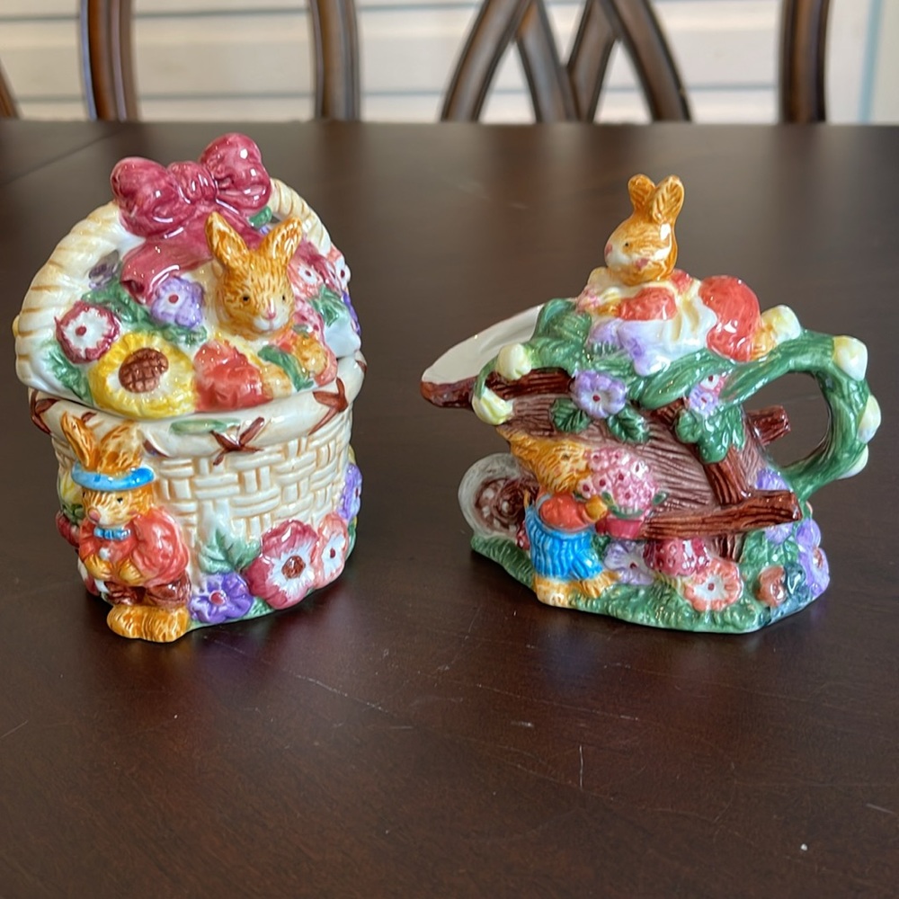 1999 vintage merc Asia. Bunny creamer and sugar bowl